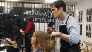 Modern Family 5×19 online sa prevodom